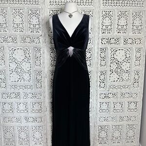 Cachet Black Velvet & Silk V Neck Formal Cocktail Prom Dress Sz Small